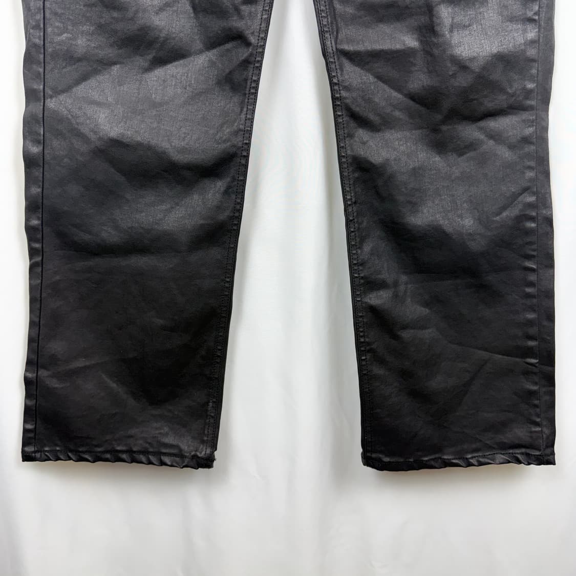 (L) 디자인바이영민 페이크레더 팬츠 블랙 상품이미지3
