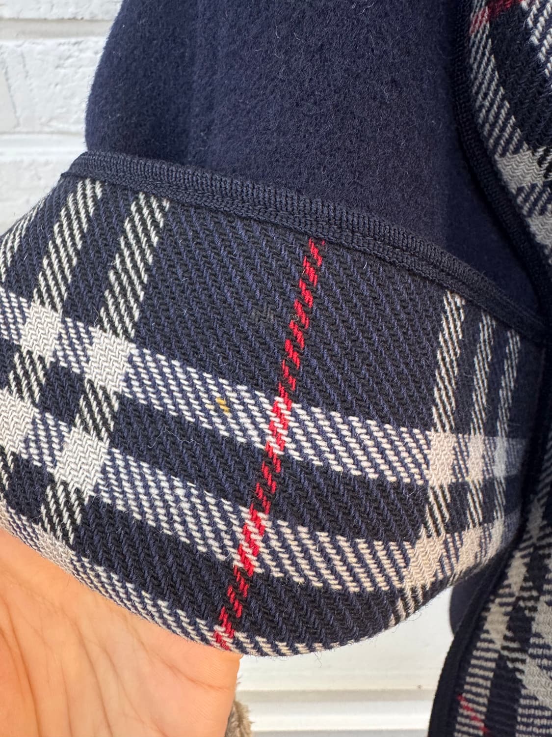 버버리 네이비 체크 울 케이프 코트 상품이미지8