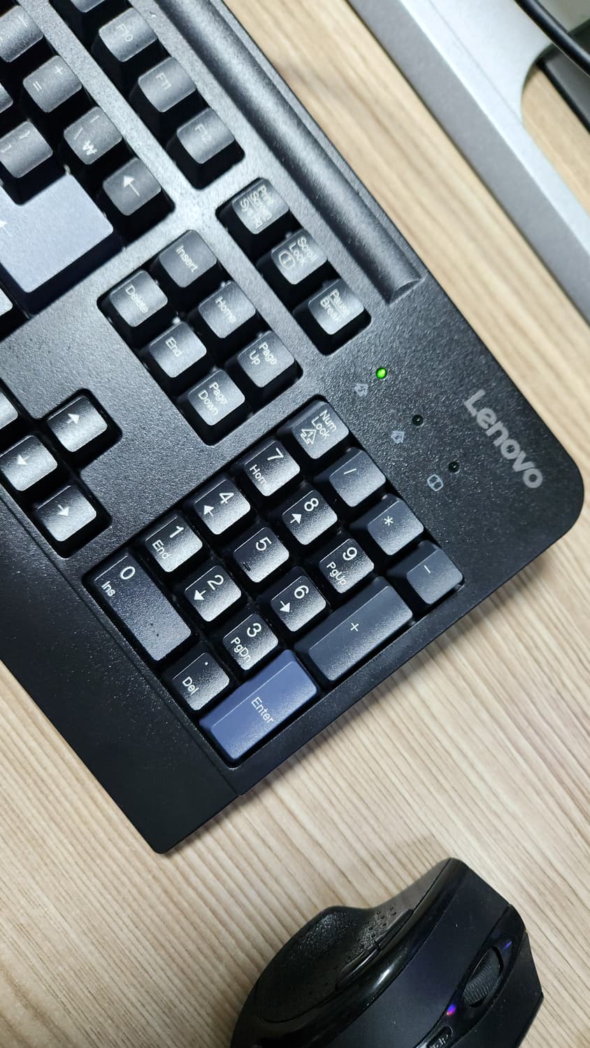 # 전설의 레전드 키보드 IBM 레노보 SK-8825 빈티지 키보드 급처 상품이미지2