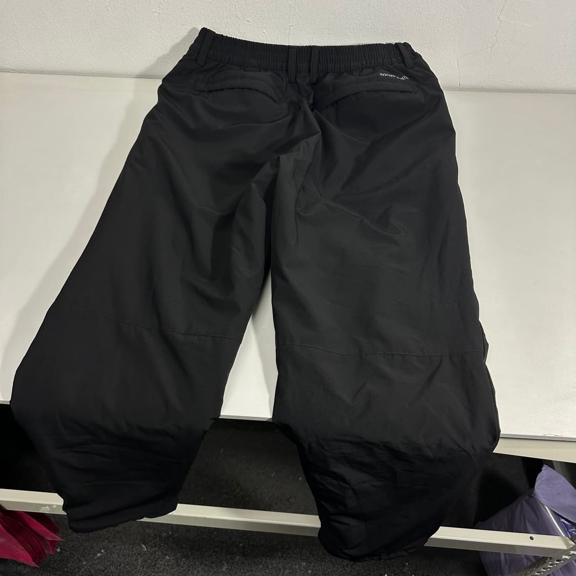 30 몽벨 블랙 레귤러핏 패딩바지 상품이미지6