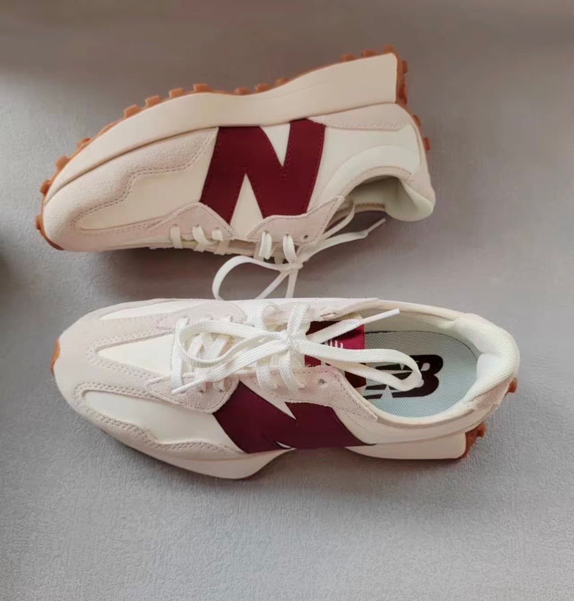 뉴발란스 여자 운동화 327 버건디 런닝화 상품이미지3