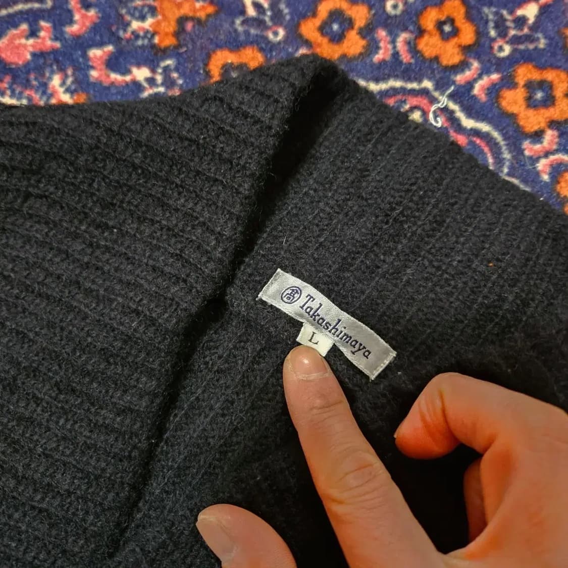 Takashimaya in Japan 90's 가죽 포켓 패치 숄 니트 상품이미지5