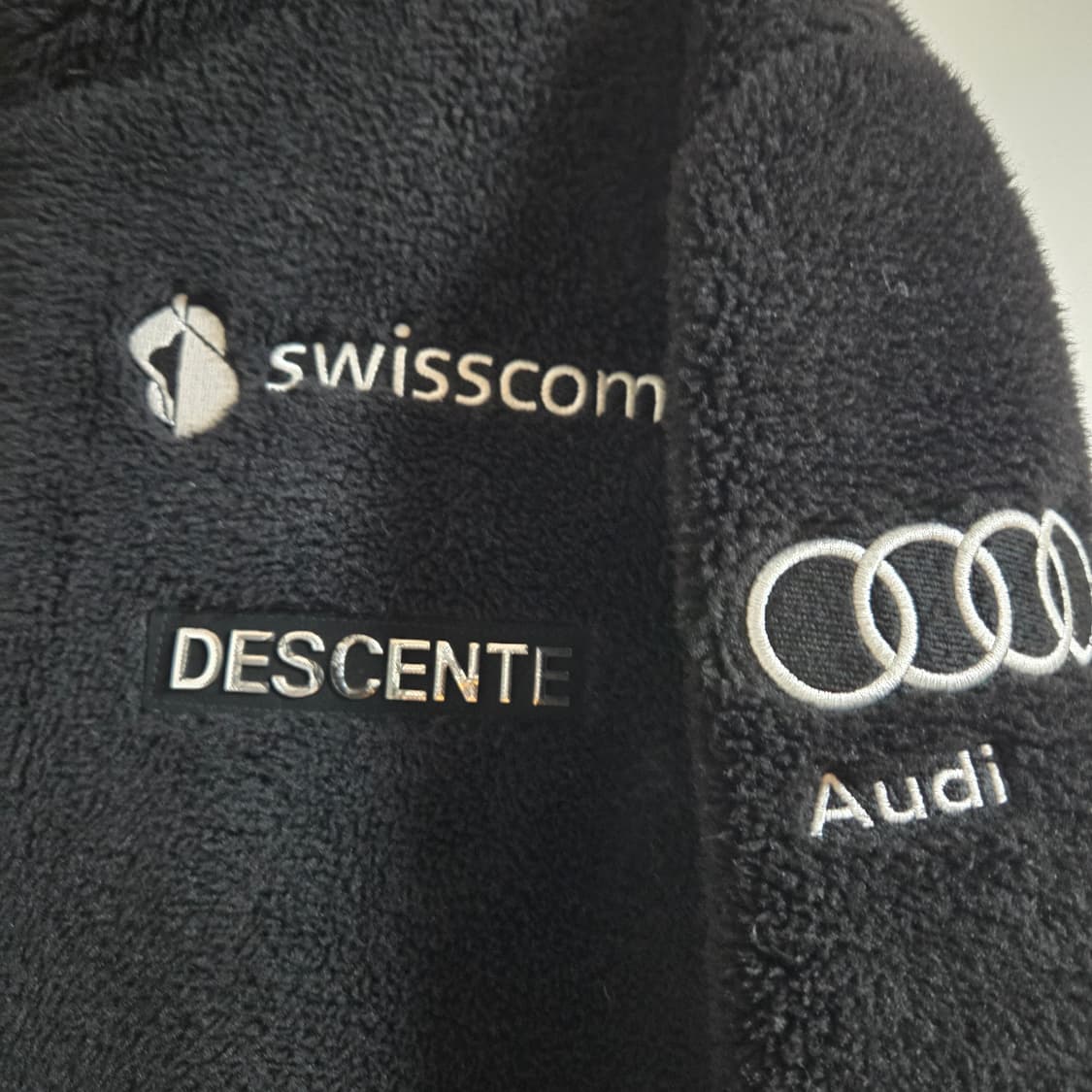 데상트 스위스 아우디 스폰서 쉐르파 플리스 집업 상품이미지4