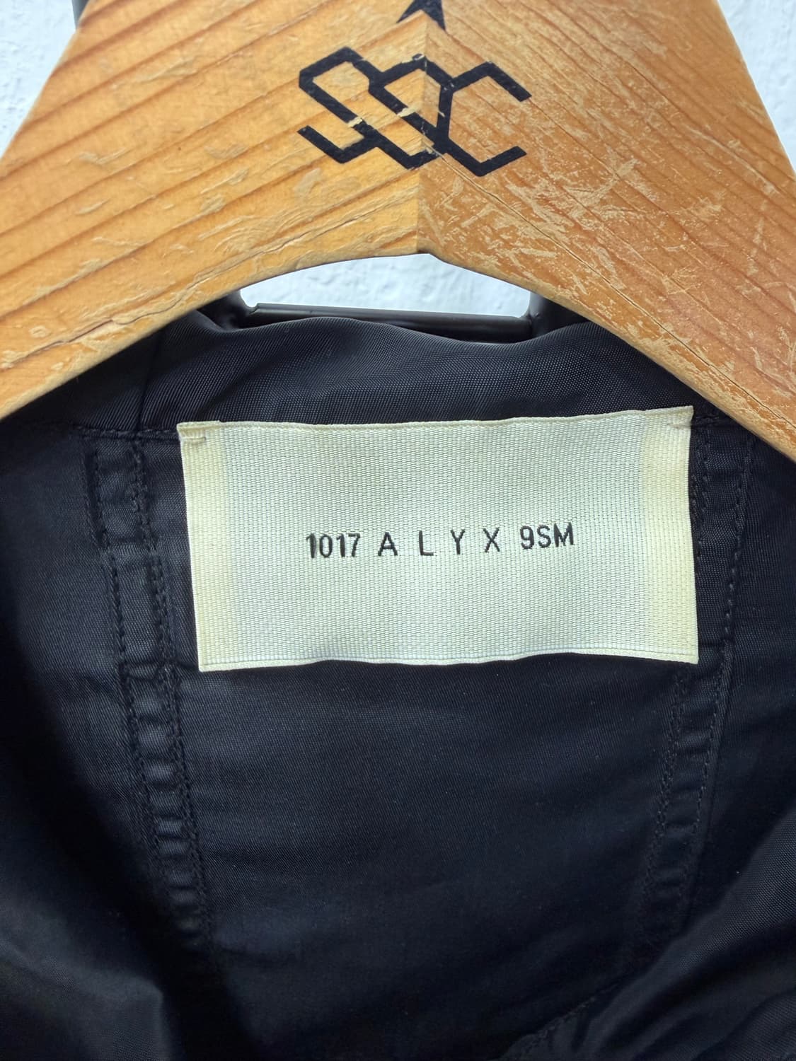 매장판정품) 1017 ALYX 9SM 알릭스 오버핏 바람막이 L 상품이미지7