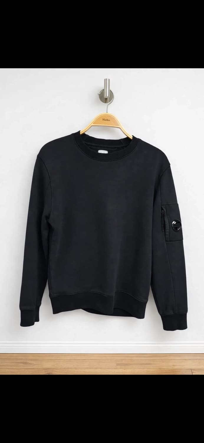 cp컴퍼니 블랙 맨투맨 급처합니다 상품이미지1