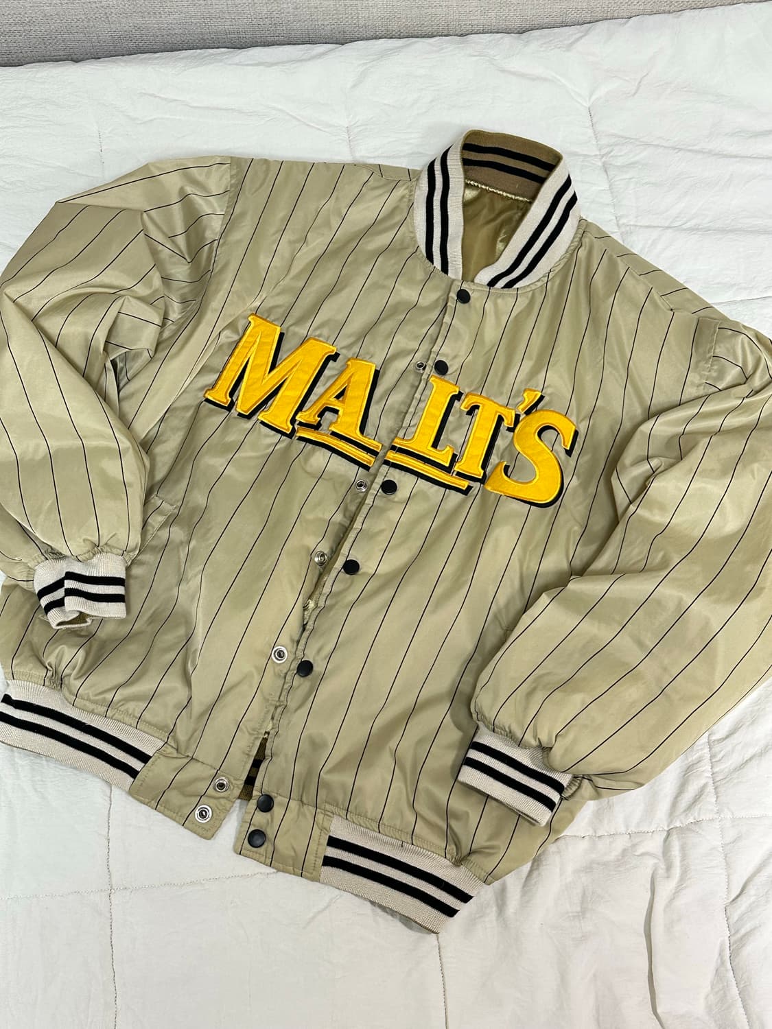 JP 일본 빈티지 몰츠 비어 바시티 리버시블 라지 상품이미지1