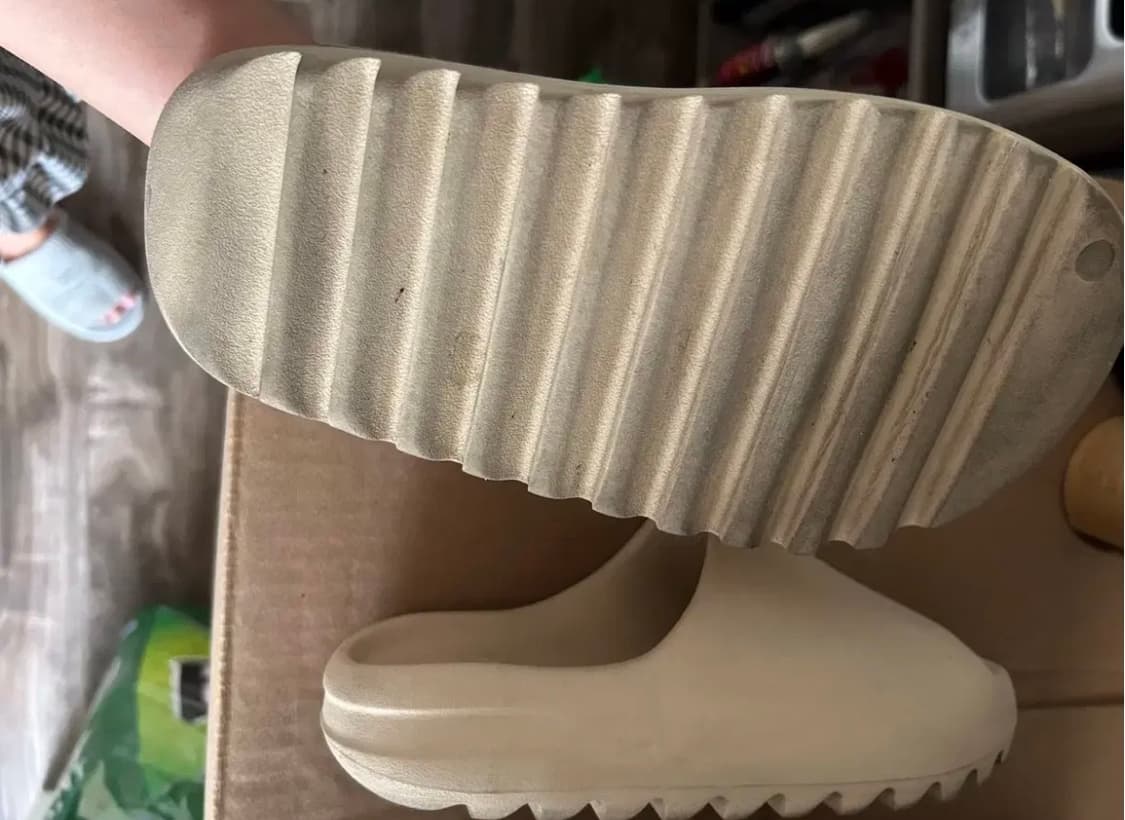 나이키 이지 슬라이드 260 상품이미지2