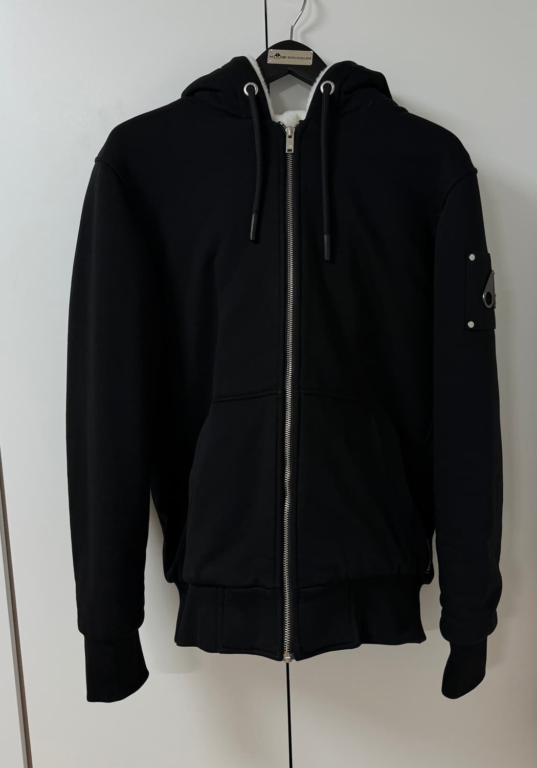 무스너클 버니스웨터 상품이미지1