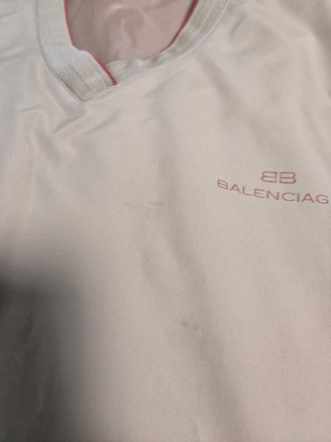 발렌시아가 웜업 맨투맨 100 상품이미지3