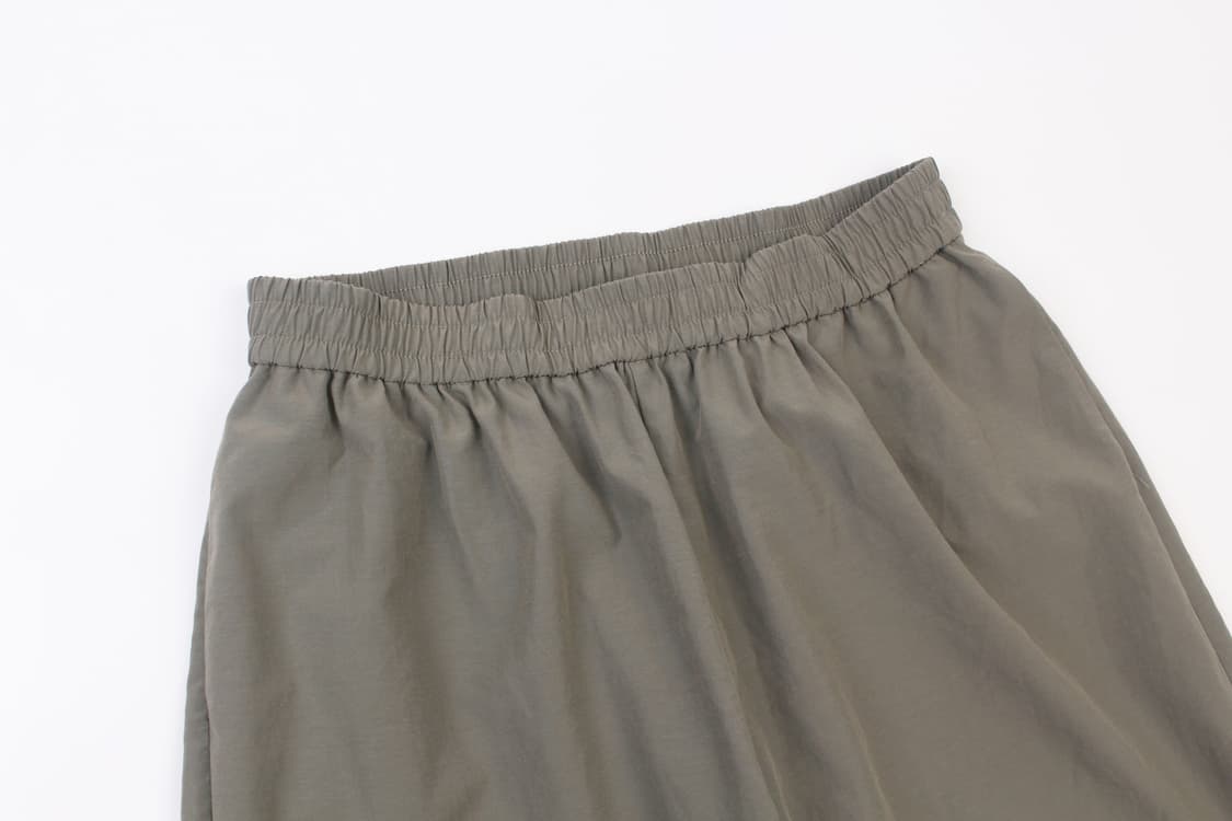 URBAN REVIVO Poly Wide Pants  상품이미지2