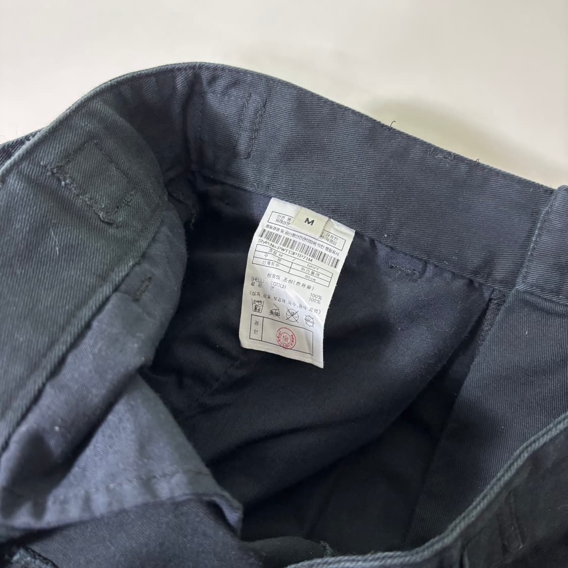 M 플랙 다크네이비 와이드핏 투턱 코튼팬츠 상품이미지4