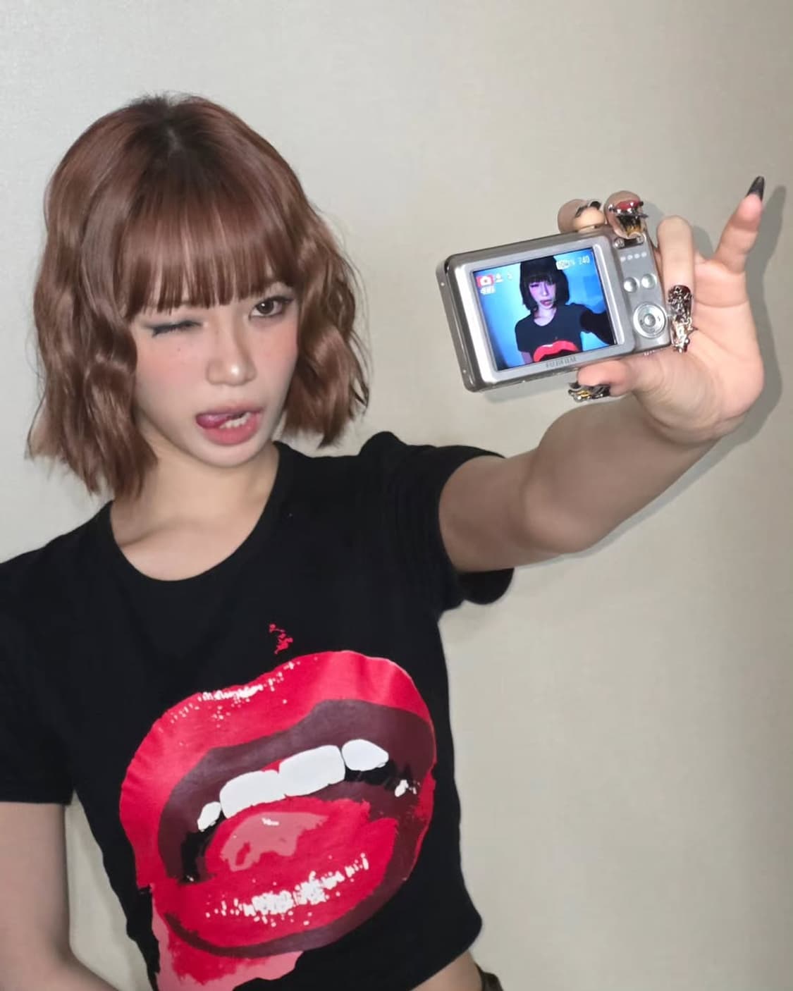 후지필름 J27 르세라핌 김채원 디카 상품이미지8