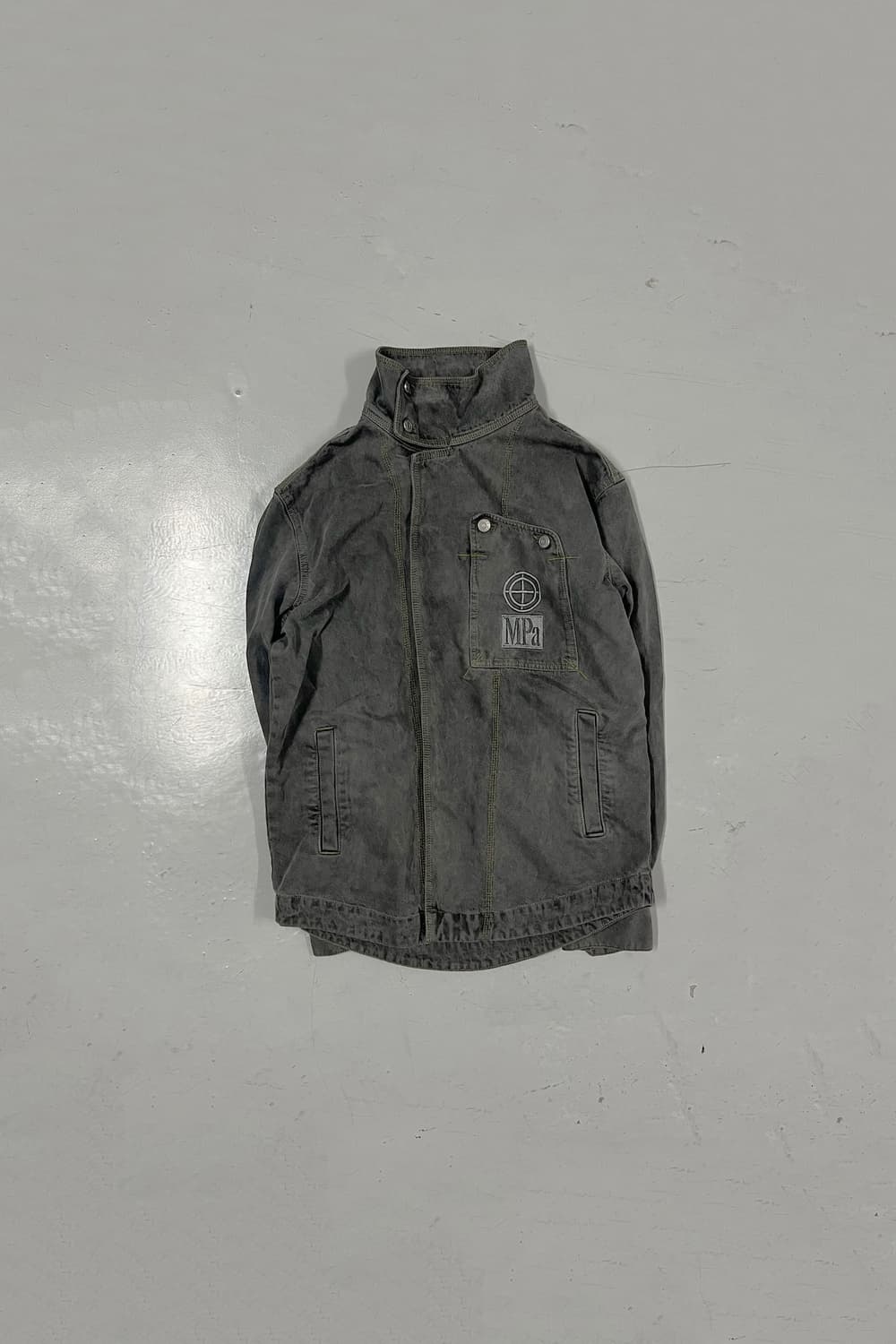 플라스틱프로덕트 MPa TRAPEZOID JACKET (ASPHALT) 상품이미지1