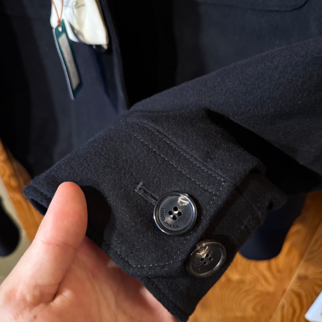 로로피아나 키쿠 봄버 자켓 판매 합니다. 상품이미지9