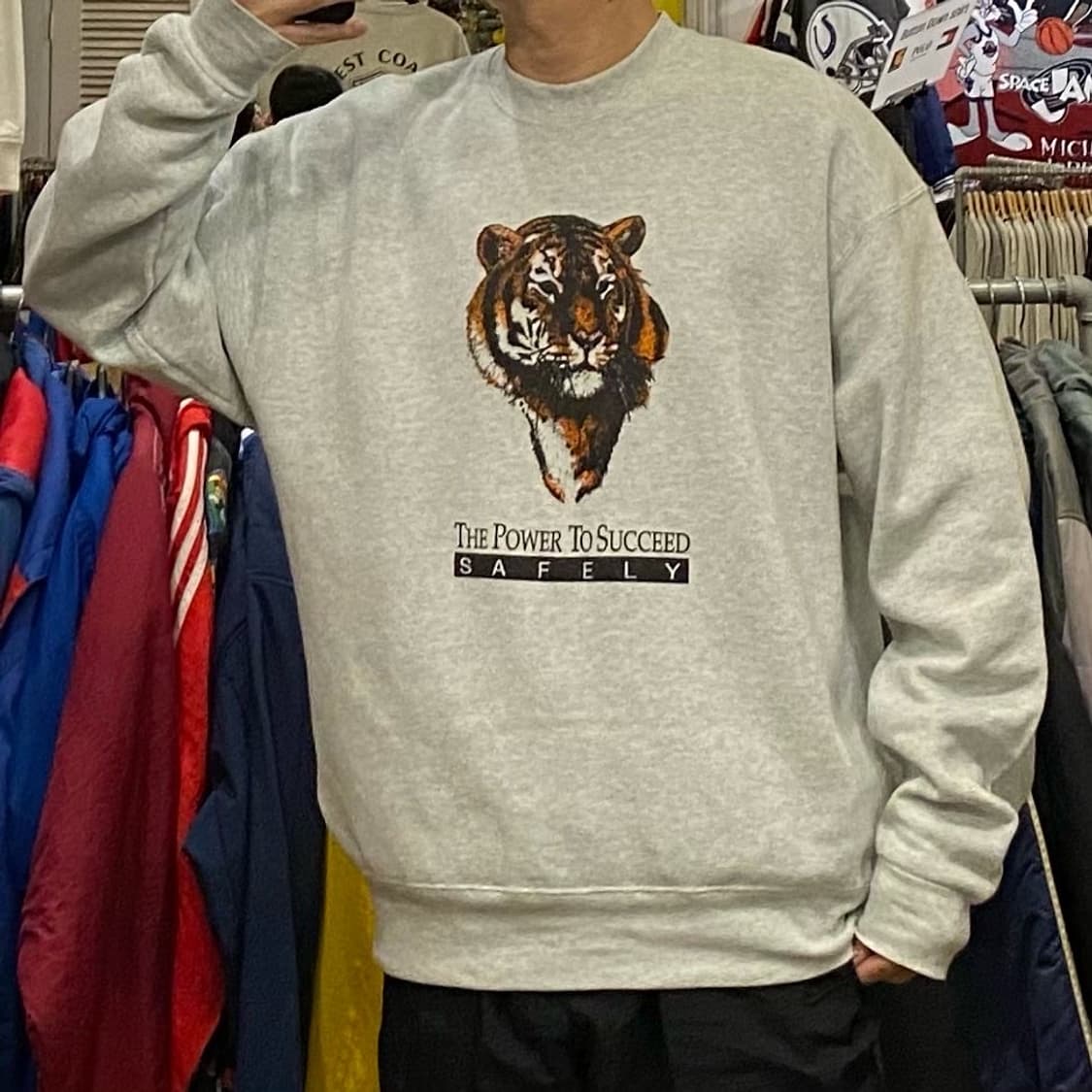 90s USA 플루츠오브더룸 호랑이 맨투맨 상품이미지3