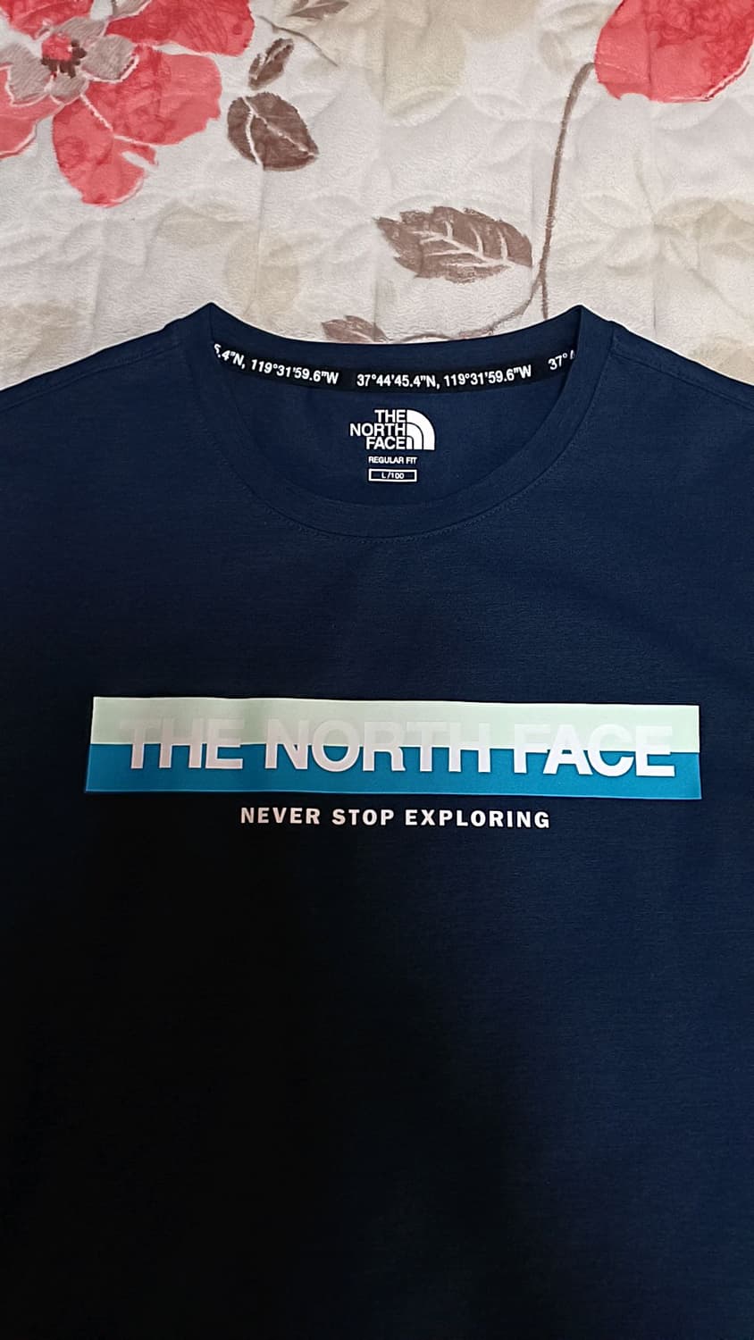 노스페이스 반팔 100 가슴53 기장70 상품이미지2