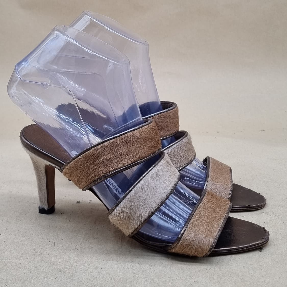 마놀로 블라닉 여성 뮬 슬리퍼 235  굽8 상품이미지1