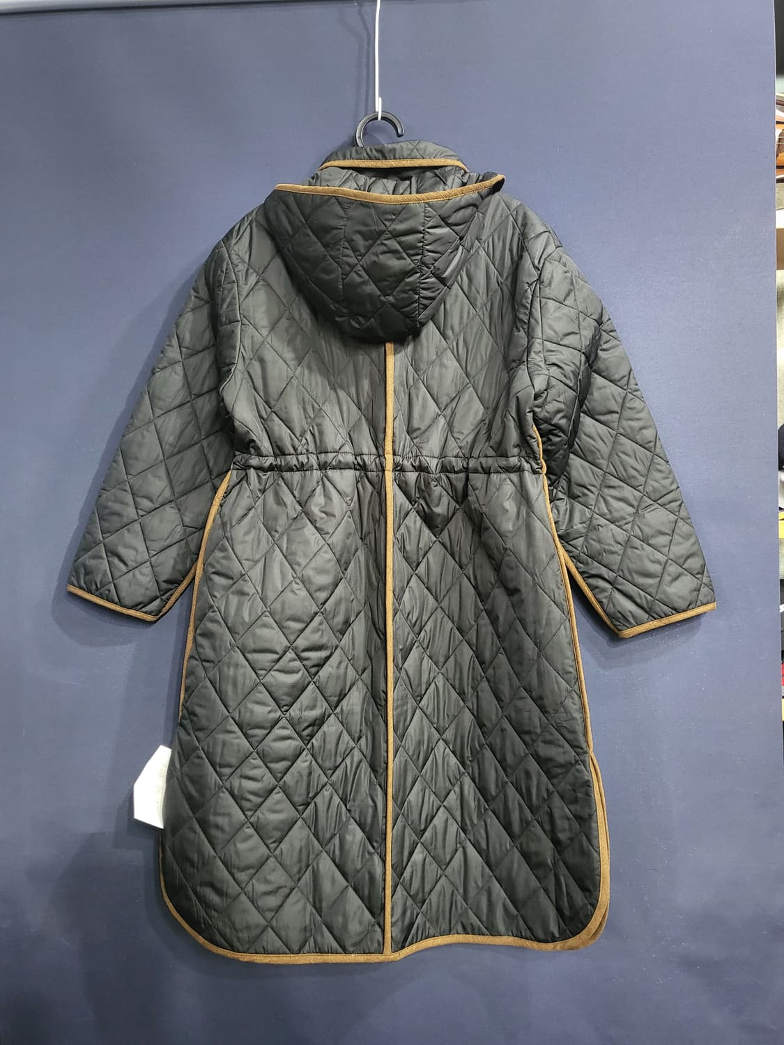 더엣지 퀼팅 패딩(새상품) 상품이미지5