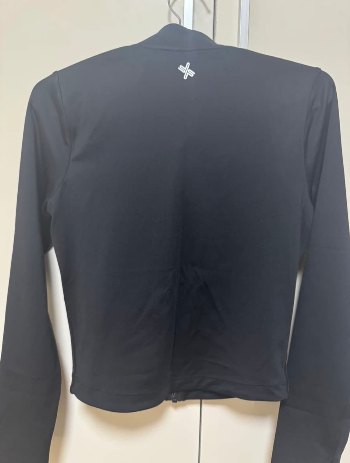 젝시믹스 블랙라벨 시그니처 크롭 집업 래쉬가드(새상품) 상품이미지4