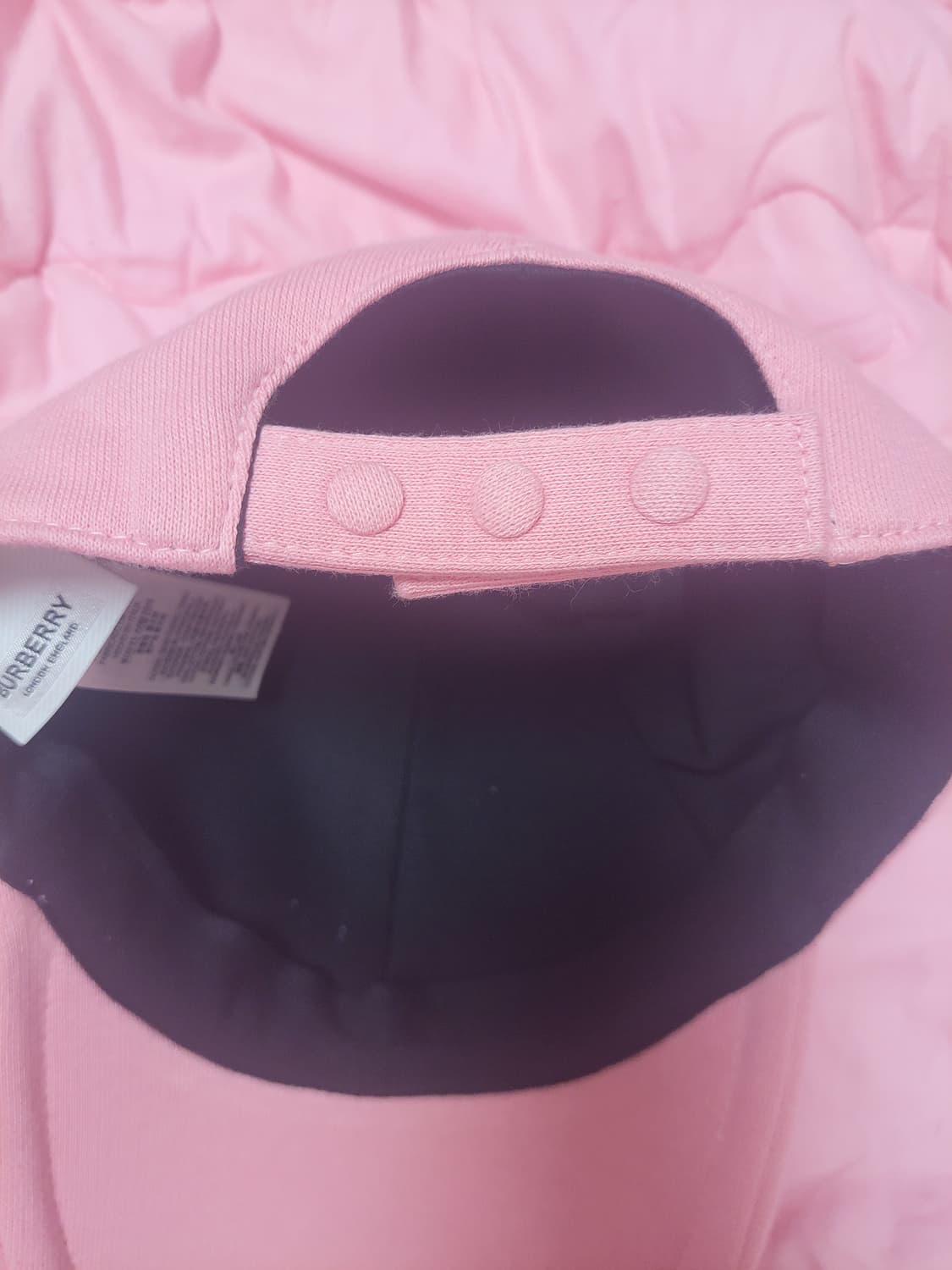정품)급처상태좋음!버버리 로고 핑크 볼캡 야구 모자 남녀공용 M사이즈 상품이미지3
