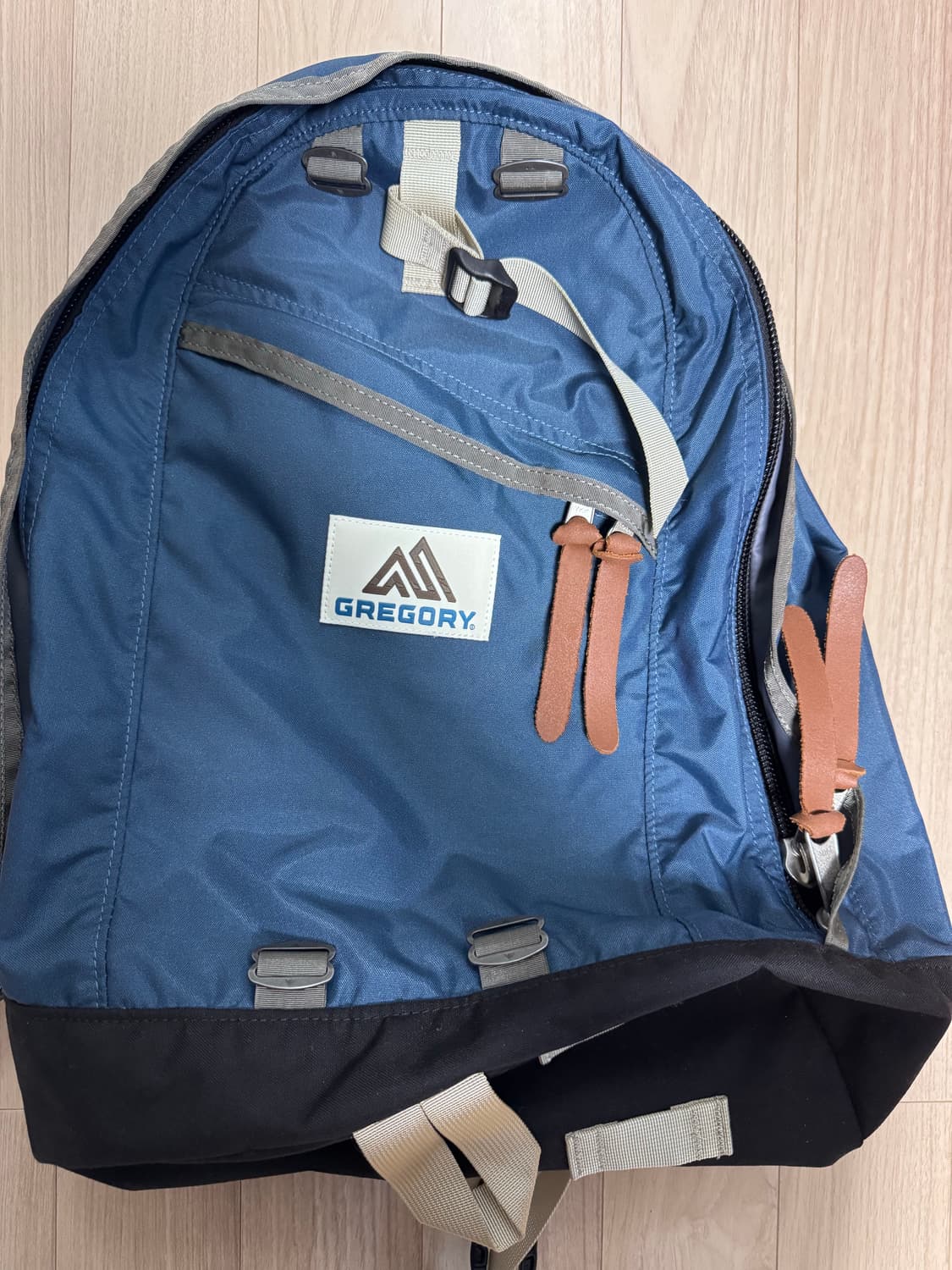 그레고리x디스이즈네버댓 데이팩 라이트 네이비 상품이미지3