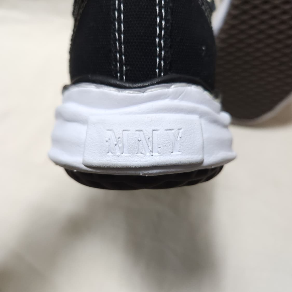 [41] 메종 미하라 야스히로 피터슨 OG 솔 캔버스 로우 스니커즈 블랙 상품이미지7