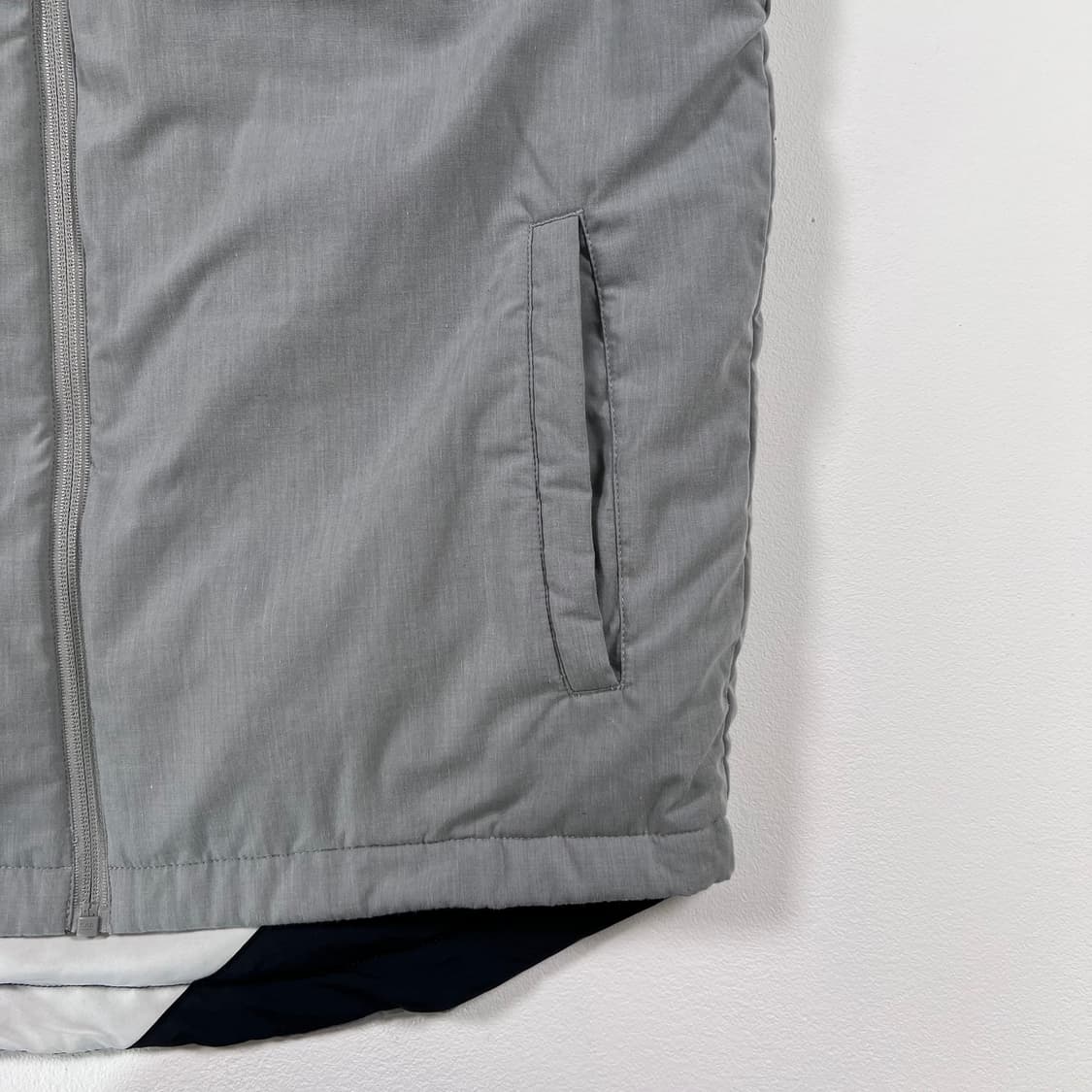 아디다스 이큅먼트 리버서블 베스트 상품이미지9