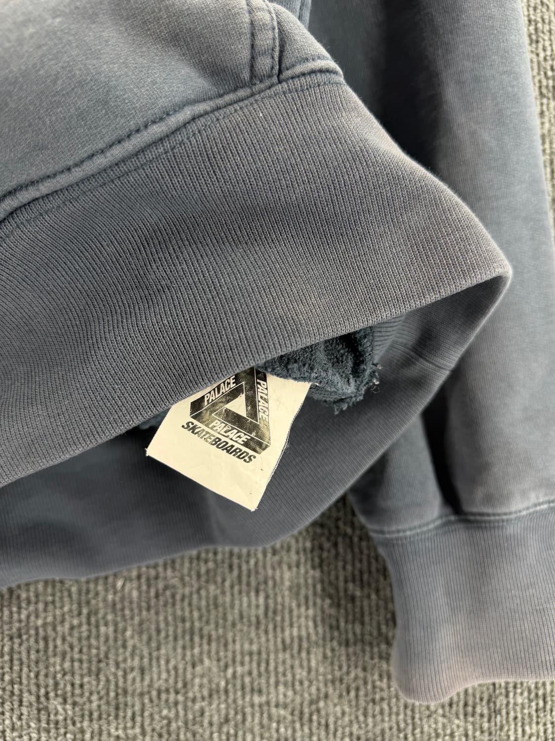 18ss 산스 퍼그 후드티 상품이미지9