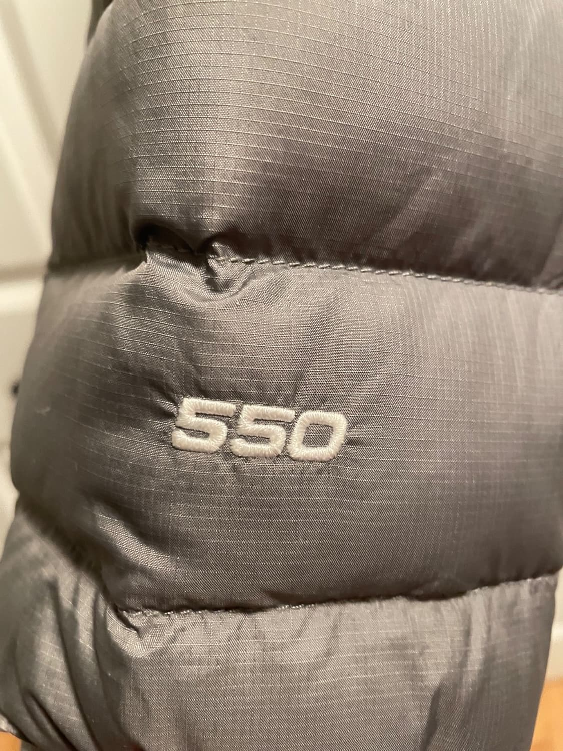 20FW 더 노스페이스 Aconcagua 550 패딩 자켓 그레이 상품이미지2