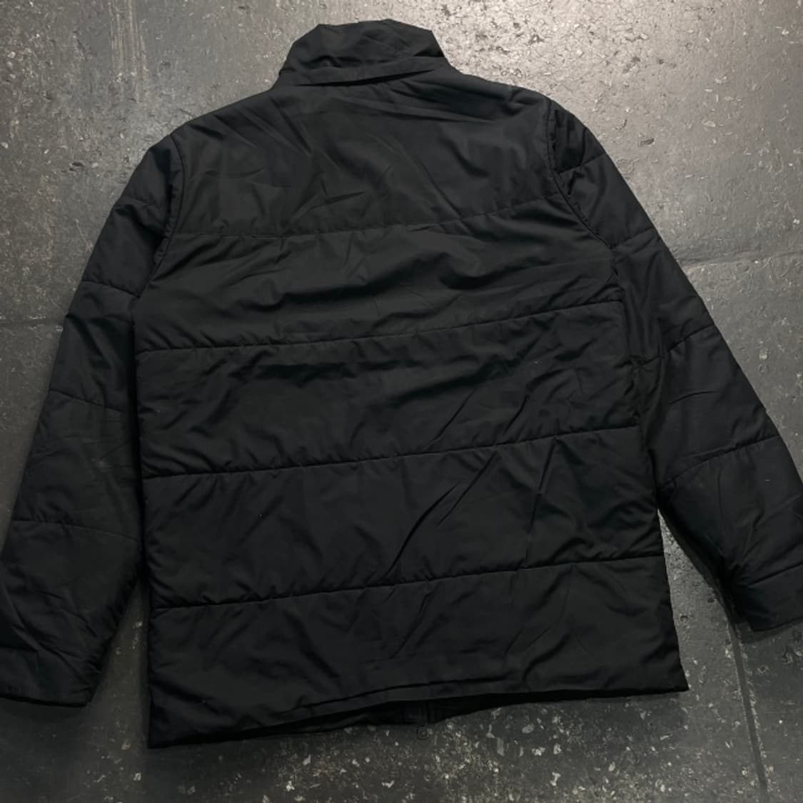 105 나이키 토탈90 경량패딩 상품이미지7