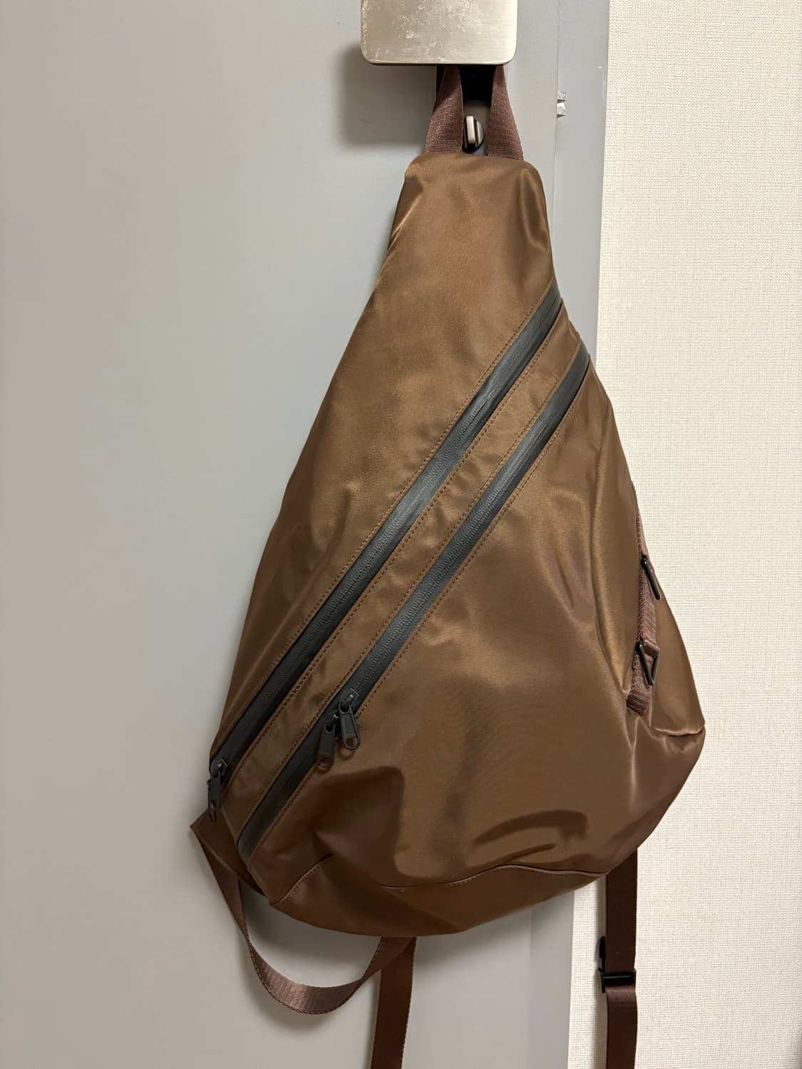 하 아카이브 하이브리드 메신저백 (브라운) 상품이미지2