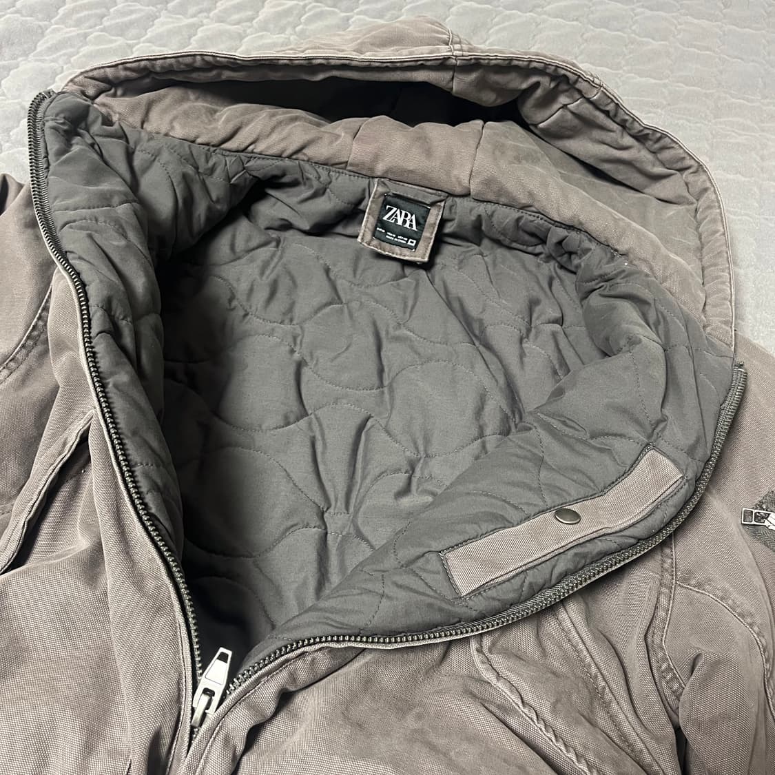 자라 24fw 오버사이즈 핏 워크자켓 다크 그레이 M 상품이미지4