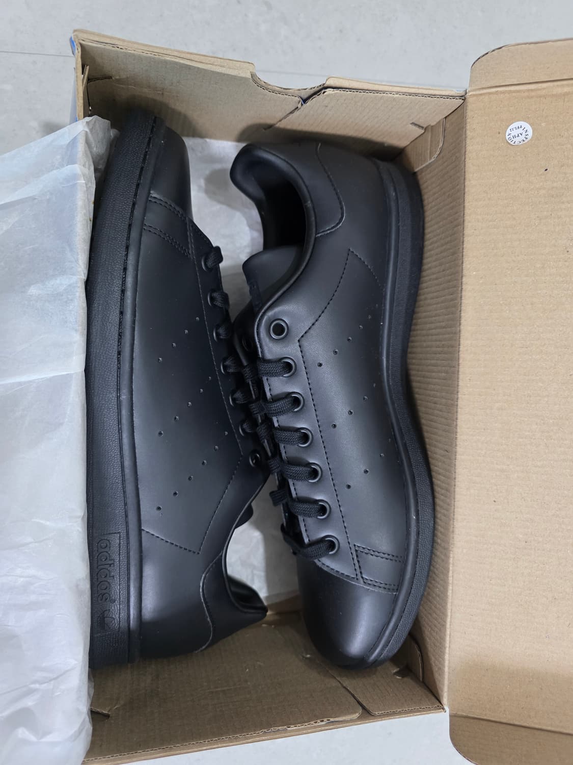 [새상품] 아디다스 스탠스미스 올블랙  295 상품이미지3