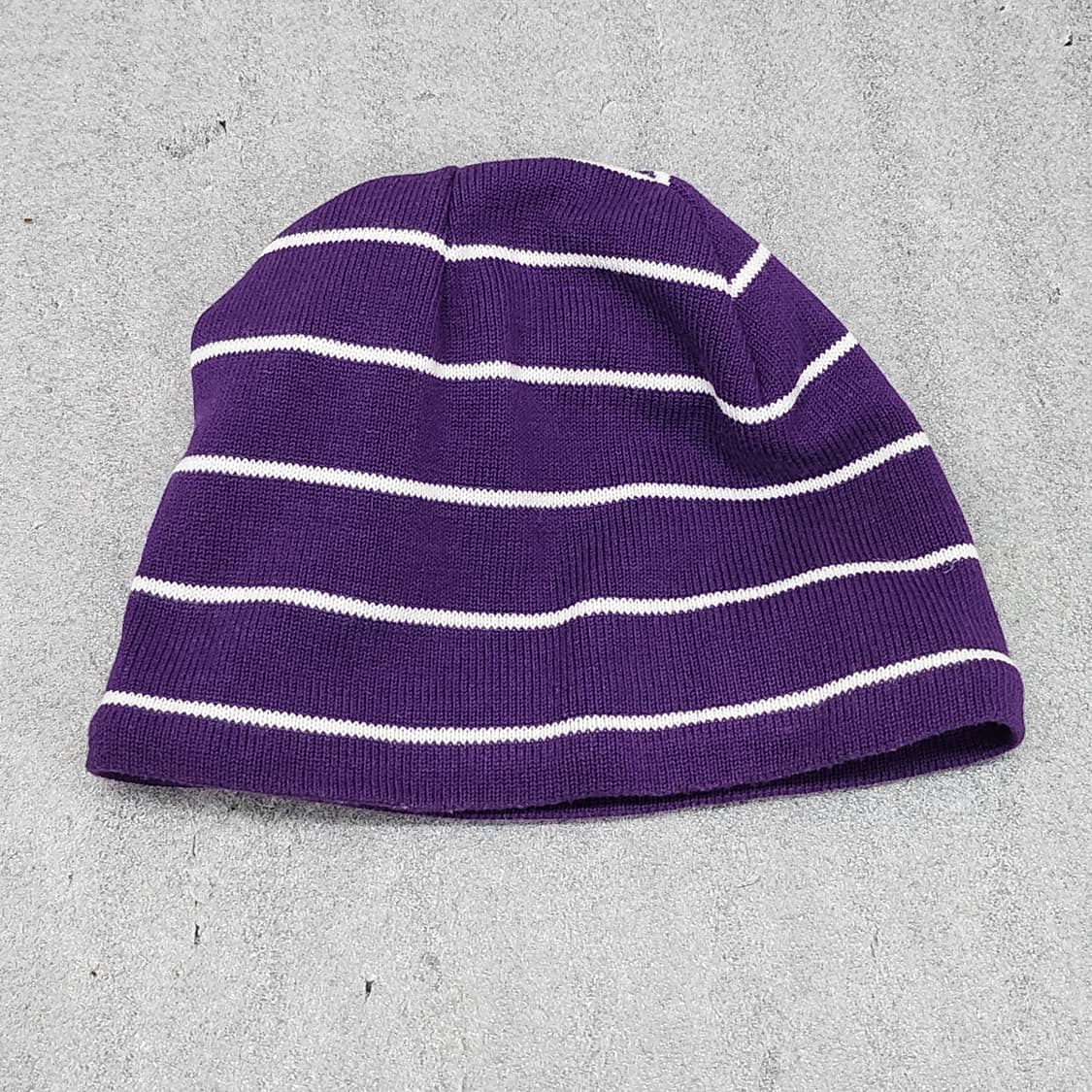 타이틀리스트 스트라이프 골프 비니 퍼플 상품이미지3