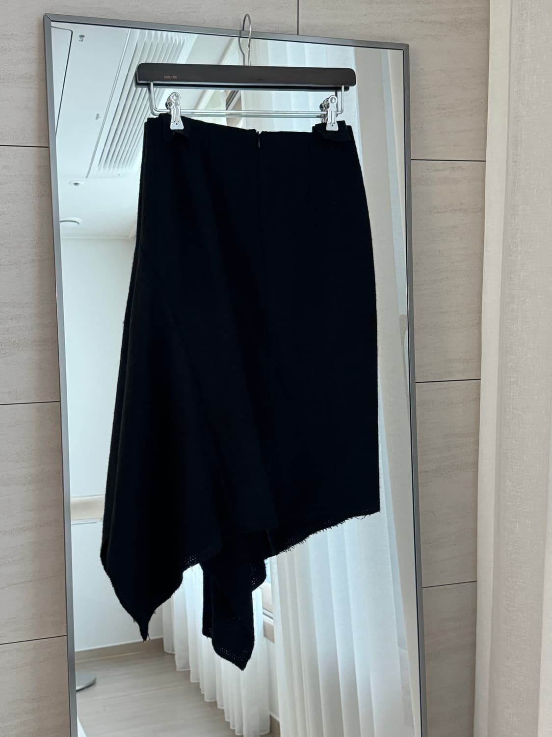 드리스반노튼(Dries Van Noten) 울 미디 드레이프 스커트 상품이미지3