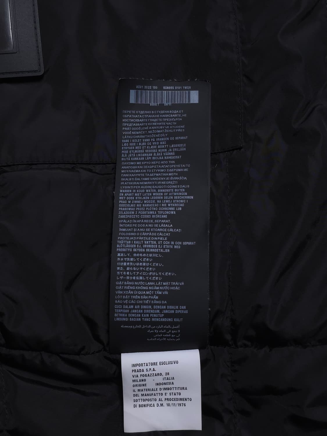 [54] 프라다 리나일론 패딩 자켓 블랙(SGN955) 상품이미지10