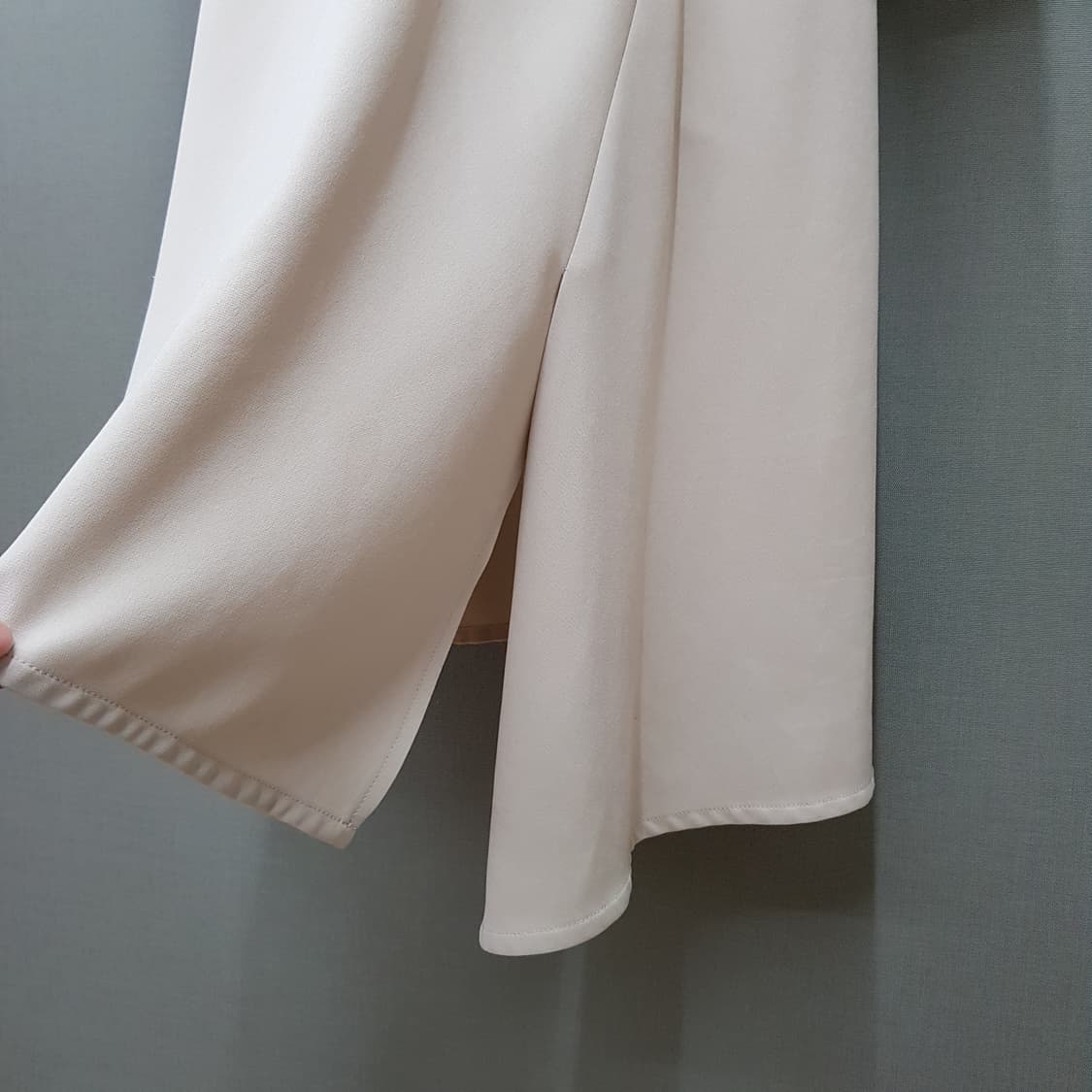 한섬 마인 2022 버튼 포인트 롱 원피스 82-94-160사이즈 상품이미지4