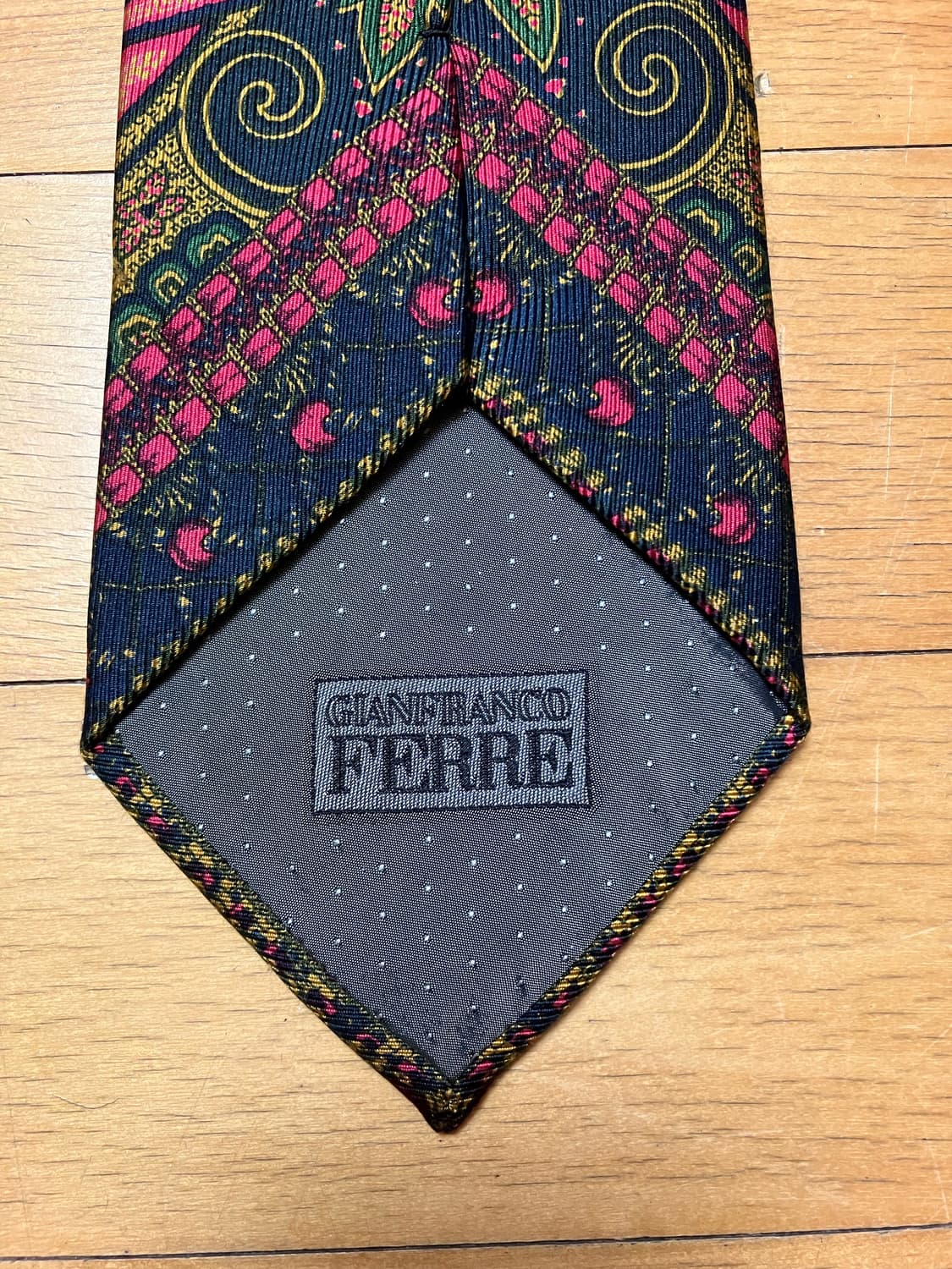 지안 프랑코 페레 넥타이 상품이미지3