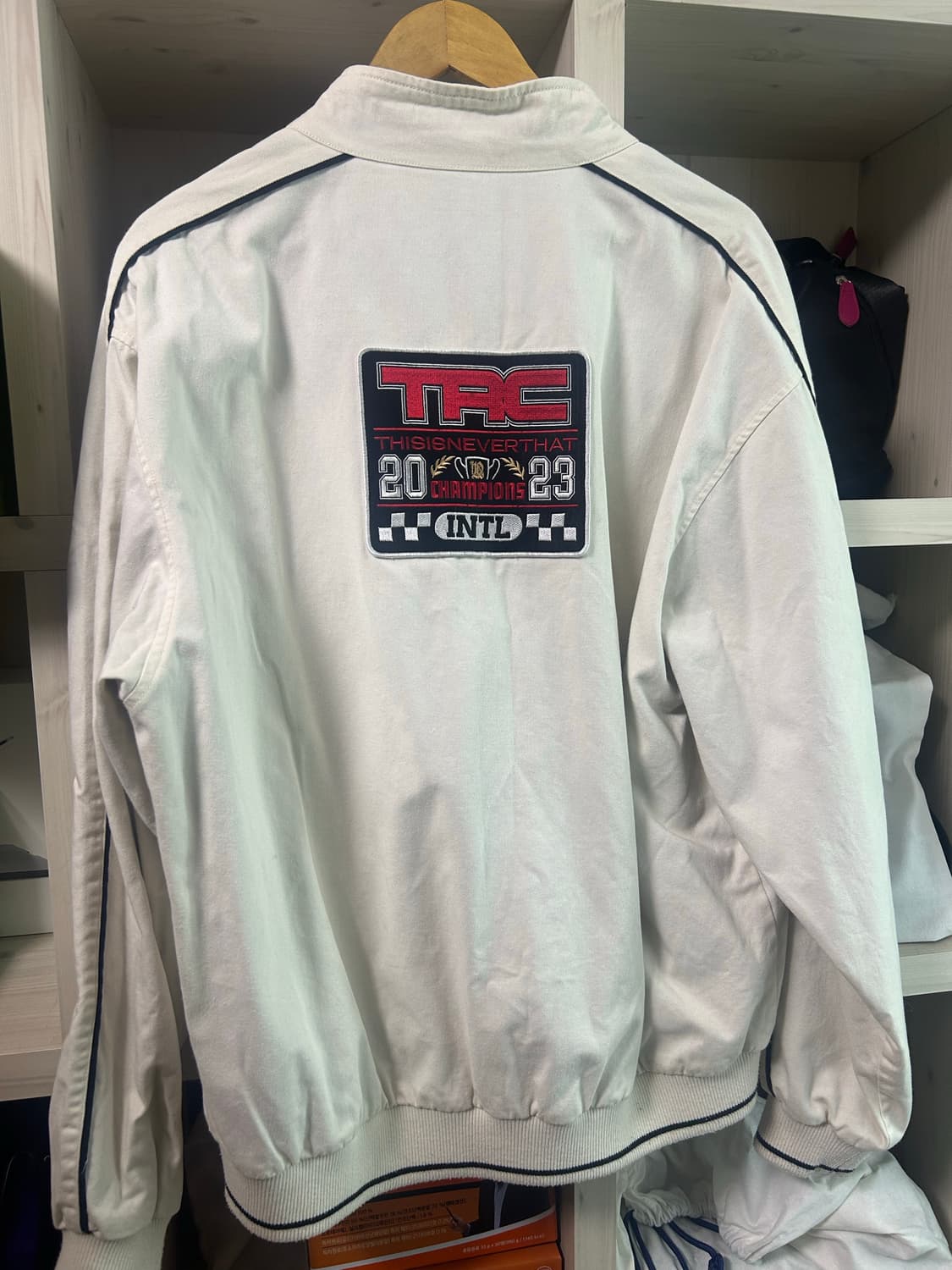 디스이즈네버댓 TRC Racing Jacket Off White 상품이미지6