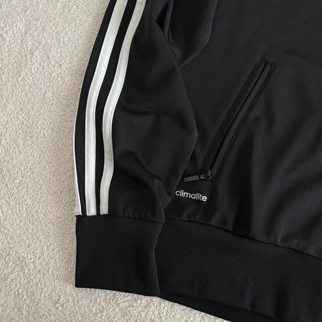 아디다스 블랙 스몰로고 져지 상품이미지3