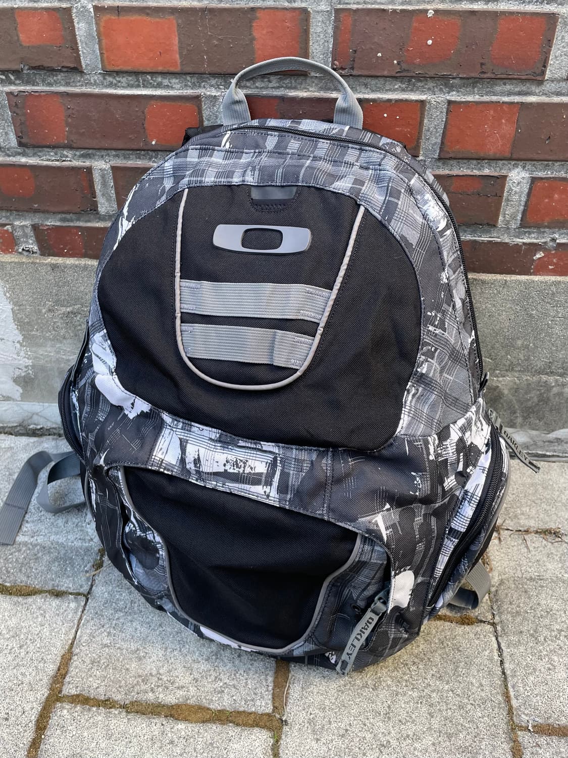 00’s Oakley 오클리 디지털 체크 엘립스 로고 백팩 상품이미지2