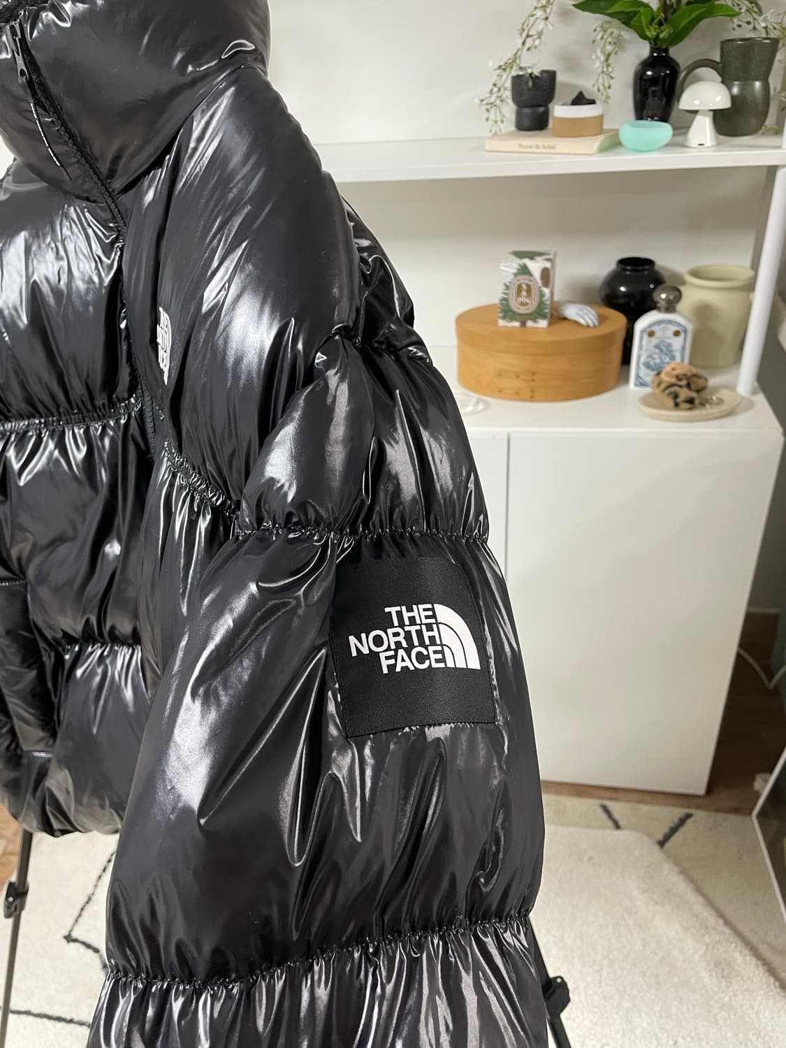 노스페이스 엘라 다운 블랙 95L 상품이미지4