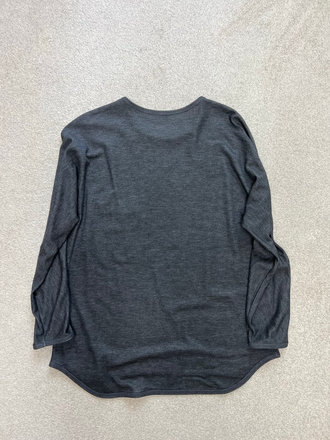 에이타 더블페이스 롱슬리브 차콜 m 상품이미지2