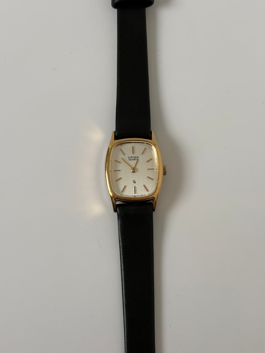 1980s CQ Gold Tank Ladies Quartz 상품이미지3