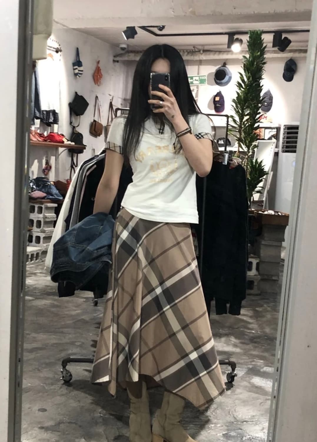 [1680]Burberry white sleeveless tank top 상품이미지2