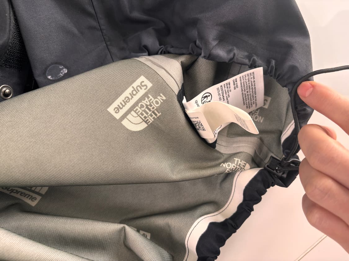 슈프림 노스페이스 트롱프 바람막이 L 상품이미지3