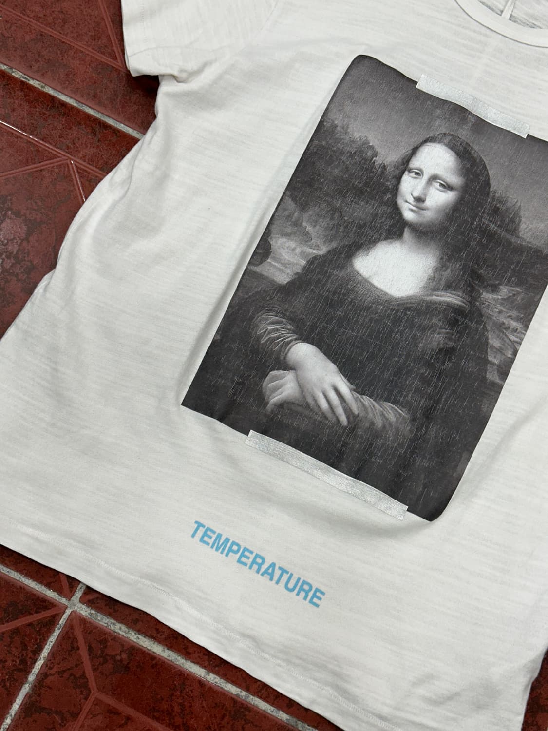 정품 오프화이트반팔M 상품이미지4