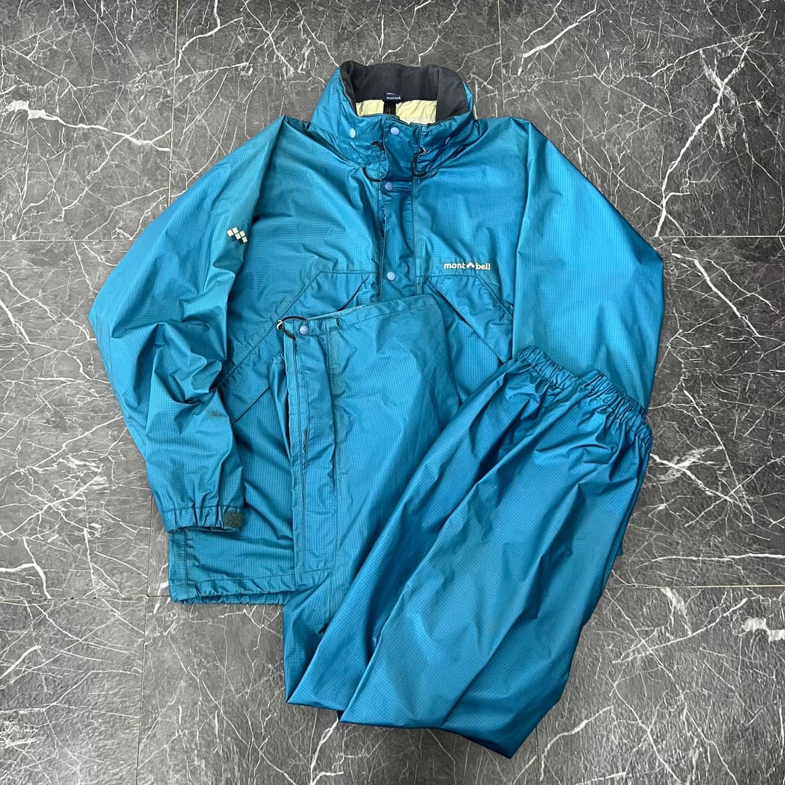 몽벨 제팬 테이프심 레인 수트 트랙 셋업 상품이미지1