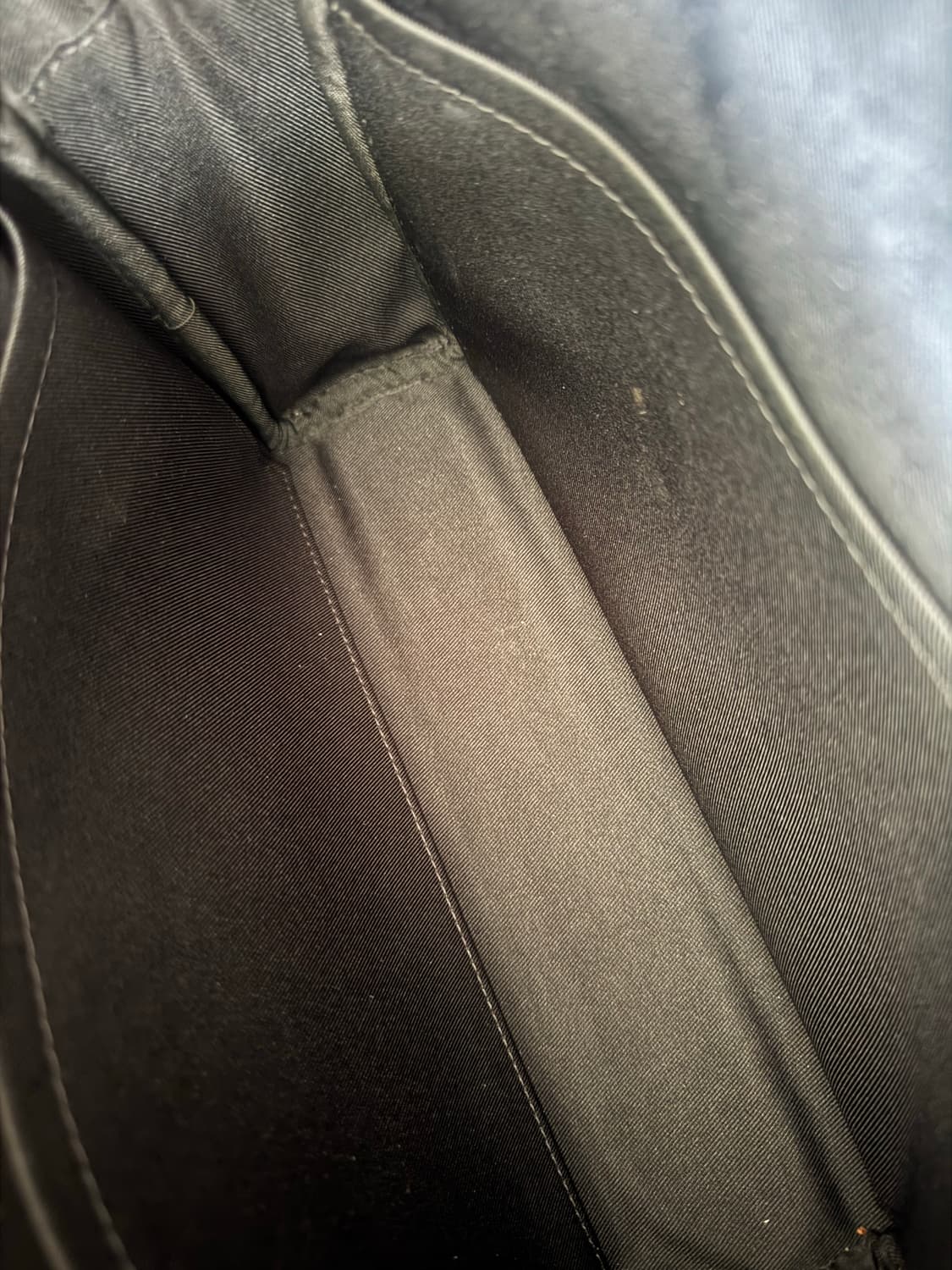 정품 루이비통 가방 크로스백 디스트릭스 상품이미지8