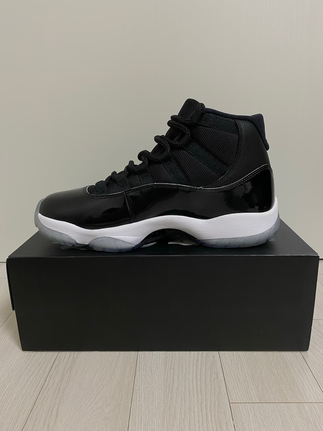 NIKE AIR JORDAN 11 SPACE JAM 2016 상품이미지2